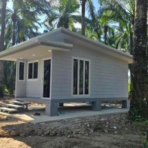 บ้านน็อคดาวน์ทรงโมเดิร์น 6x3.3 ม.